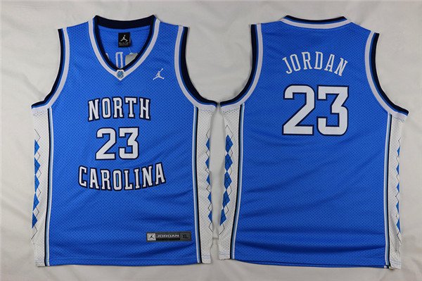 Michael Jordan, North California Azul -NIÑOS - Haga click en la imagen para cerrar